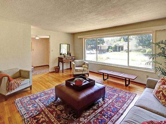 3rd image of 1287 Kennady Ln