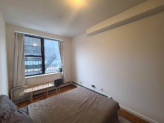 1st image of 186 Orchard St #3J