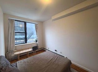 186 Orchard St #3J, New York, NY 10002