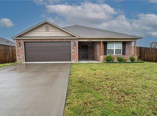 6702 SW Pilgrim Rd, Bentonville, AR 72713