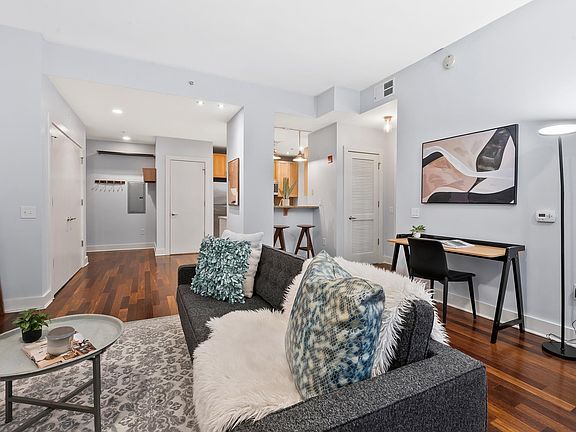 4th image of 159 2nd St APT 404