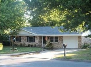 1604 S West End St, Springdale, AR 72764
