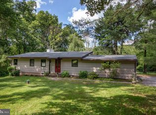 2876 N Sugan Rd, New Hope, PA 18938