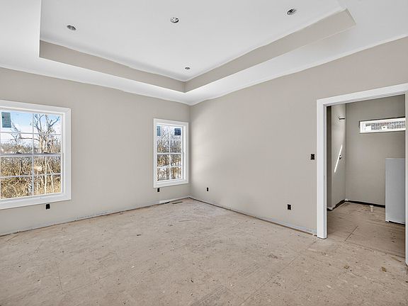 5th image of 312 Circle Point Dr