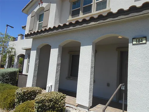 184 Petaluma Valley Dr Photo 1