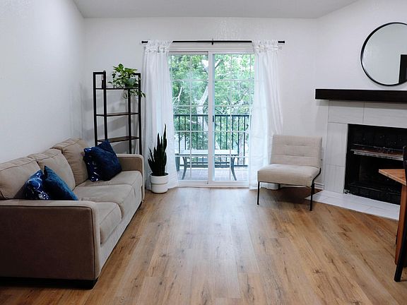 4th image of 2508 W 12th St APT 303