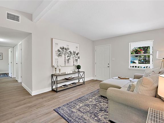 4th image of 4624 N 36th St