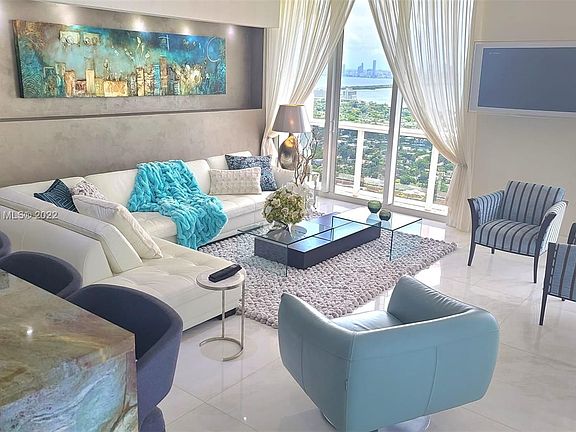 4th image of 4775 Collins Ave #Penthouse 4307