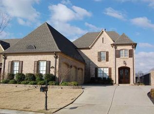529 Ogilie Cv, Collierville, TN 38017