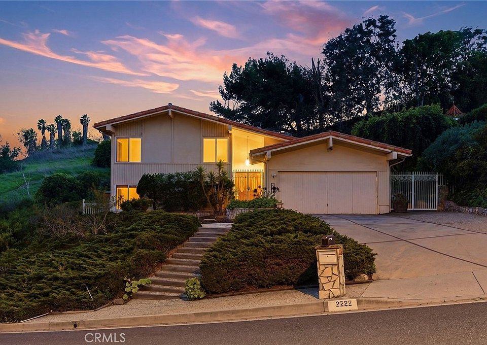 1st image of 2222 Rue Le Charlene