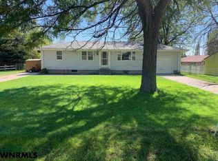 2502 Highland Dr, Scottsbluff, NE 69361