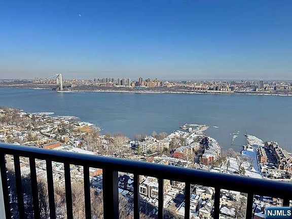 4th image of 6 Horizon Rd APT 2107