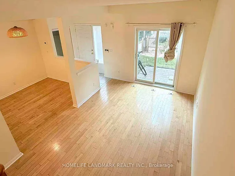 8 Cox Blvd #20 — Photo 6