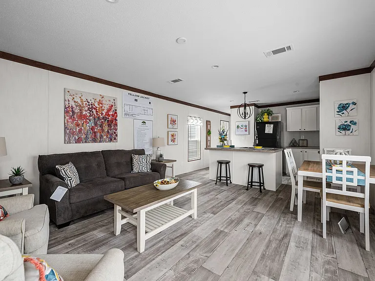 25 Fernwood Dr — Photo 3