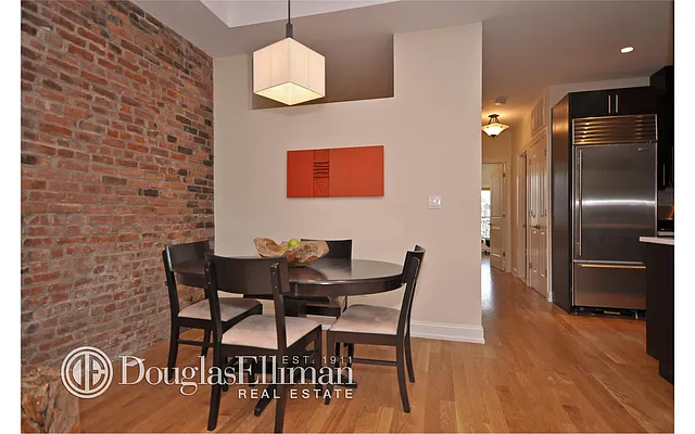 Sold by Douglas Elliman | media 25