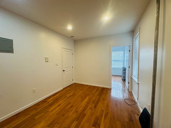 4th image of 6921 78th St #1