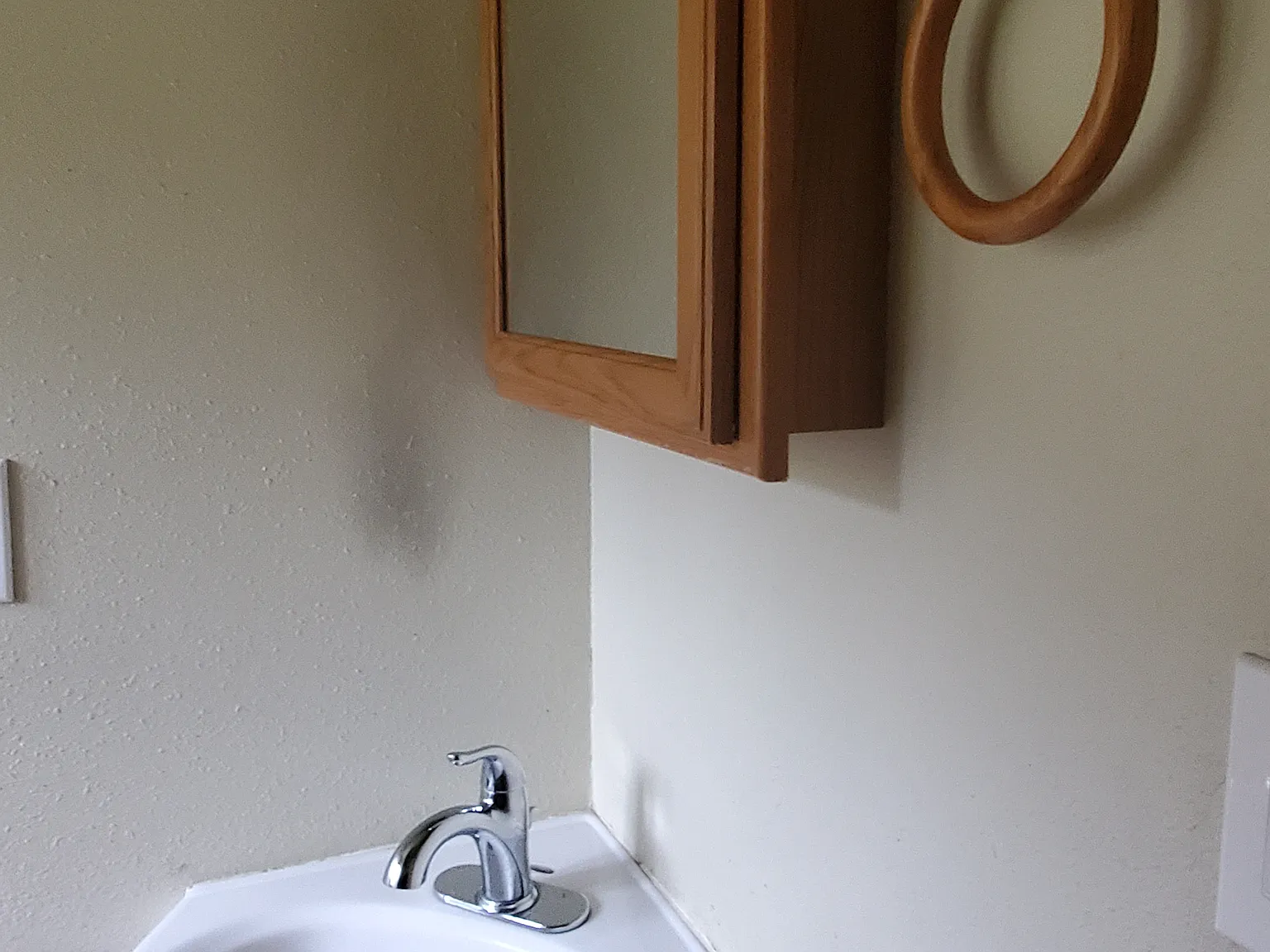 Studio, 420 sqft, $1,025 — Photo 3