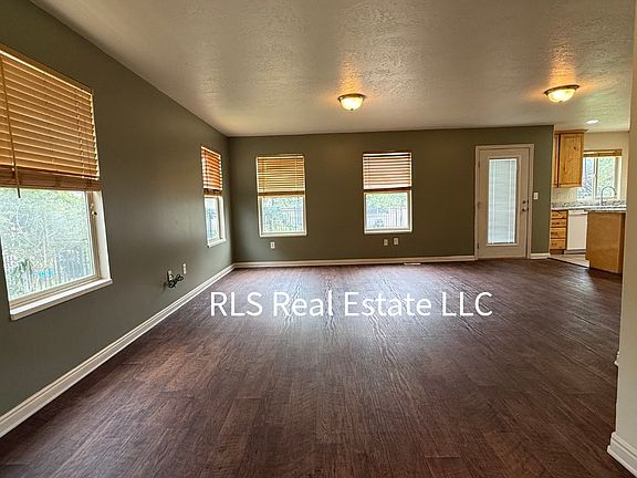 2nd image of 4043 W Cimarron
