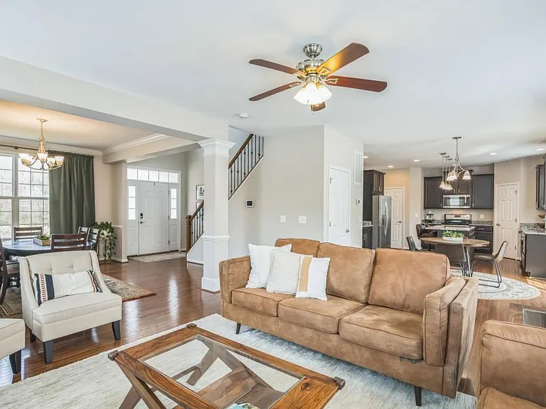 48 Ellison Ct — Photo 7