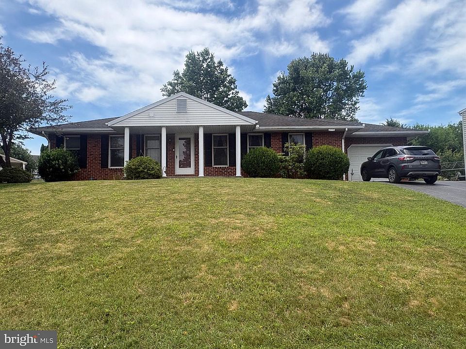 1st image of 2718 Ridings Way