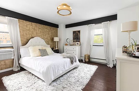 5th image of 175 Willoughby St APT 4A