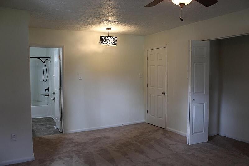 15130 Spriggs Rd, Woodbridge, VA 22193 Zillow