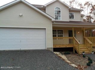 77 Bluebird Dr, Bushkill, PA