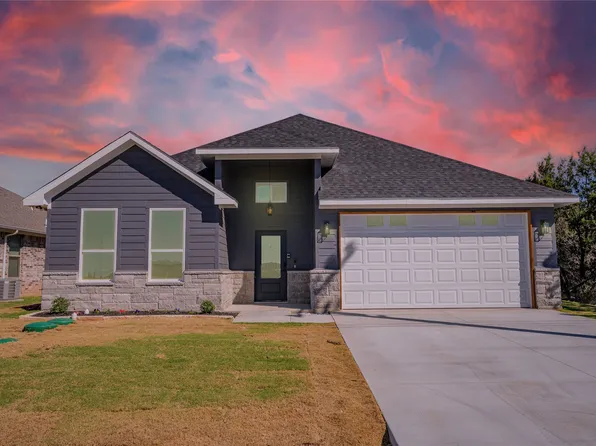 2912 Steepleridge Cir, Granbury, TX 76048