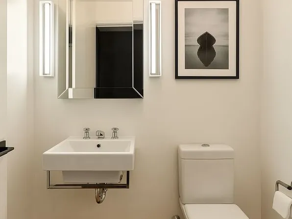 456 West 19th Street image 10 of 11