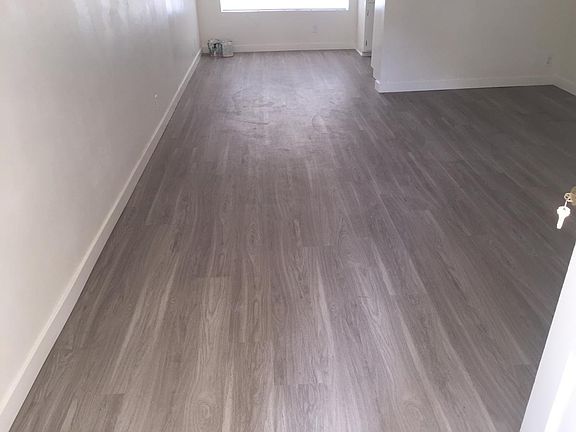 4th image of 3017 W 2nd St APT 3