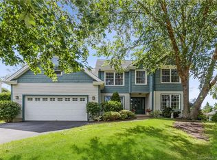 218 High Meadow Ln, Groton, CT 06355