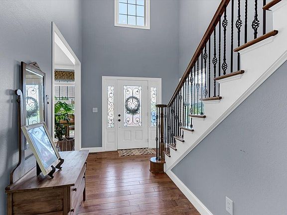 5th image of 4085 Wellington Blvd