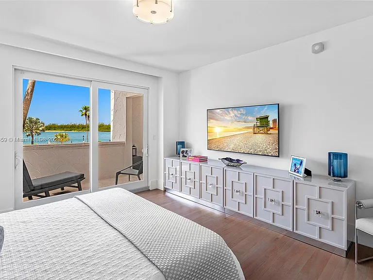 2122 Fisher Island Dr #2122 — Photo 28
