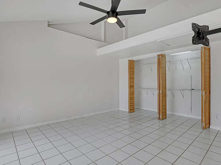 1279 Periwinkle Pl — Photo 5