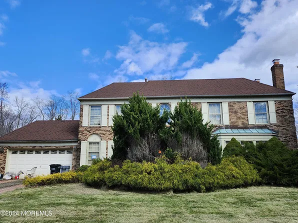 4 Homestead Circle, Marlboro, NJ 07746