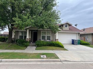 331 W Sasaki Ave, Reedley, CA 93654