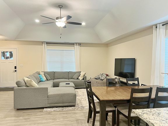 4th image of 3139 Lorenzo Ct