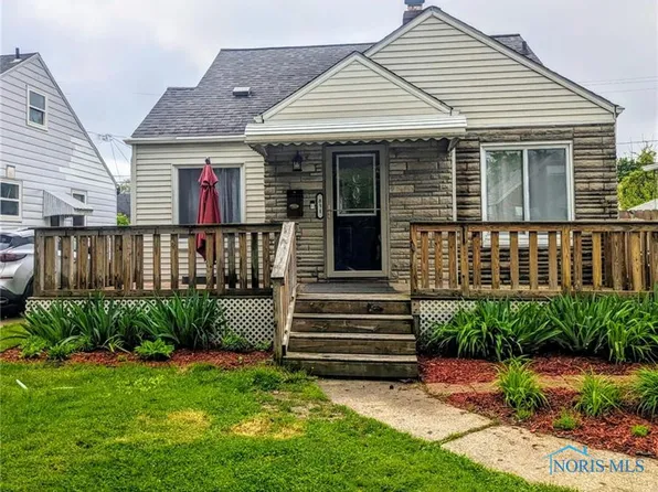 831 Cloverdale Rd, Toledo, OH 43612