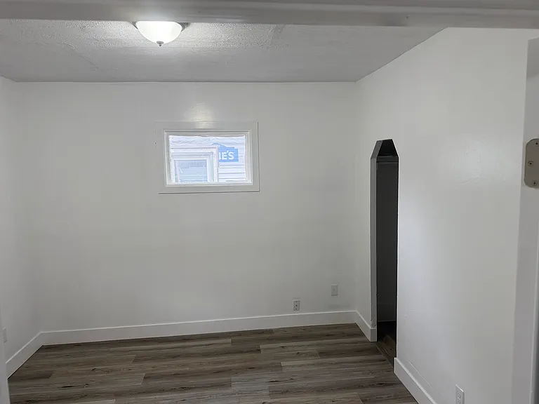 3604 E 53rd St — Photo 23