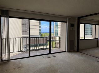 2140 Kuhio Ave APT 1102, Honolulu, HI 96815