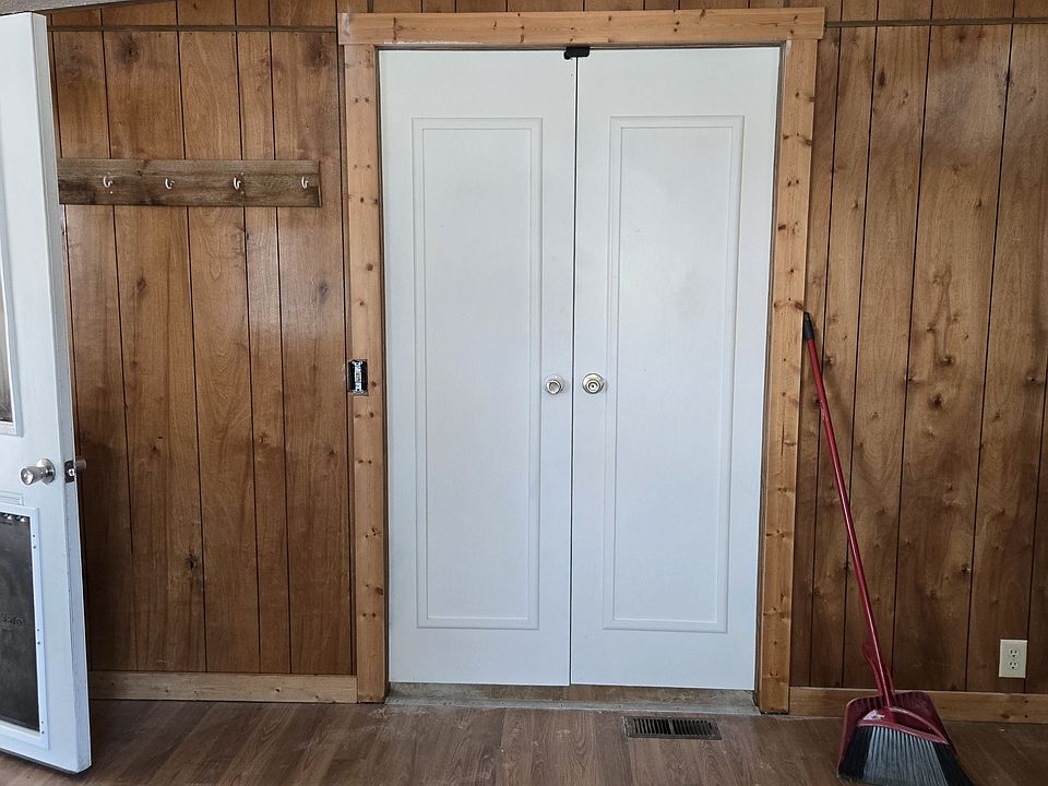 1st image of 40 Flemming Ln