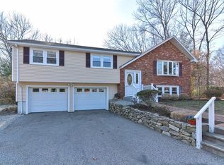 145 Alder Rd, Westwood, MA 02090