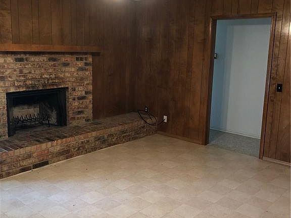 2nd image of 309 Woodlawn Dr