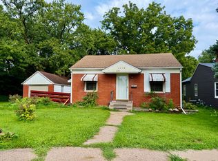 2172 Frisco Dr, Davenport, IA 52804