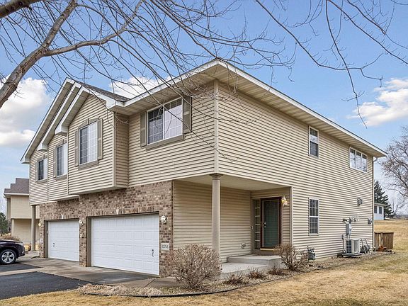 3rd image of 13756 Dorothy Dr