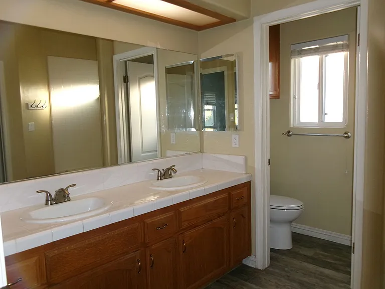 12506 Andes Ave — Photo 12