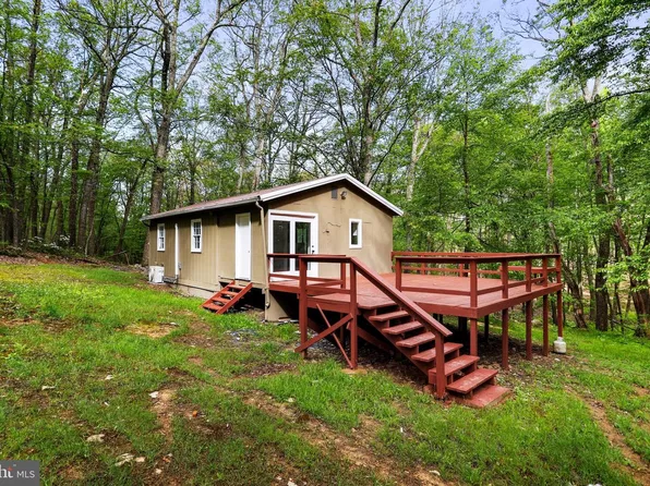 153 Bear Track Rd, Augusta, WV 26704