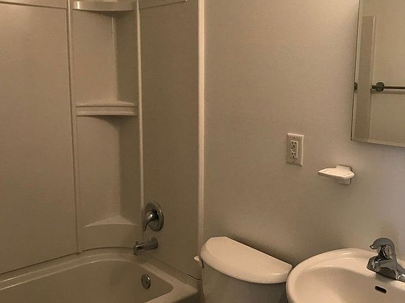 2nd image of 4138 Cresthill Dr APT 29