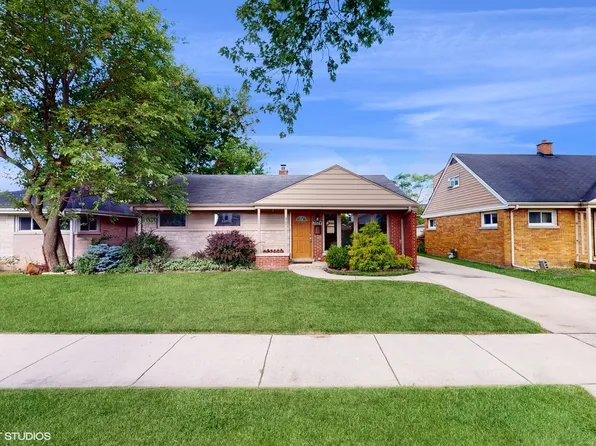 7824 N Harlem Ave, Niles, IL 60714