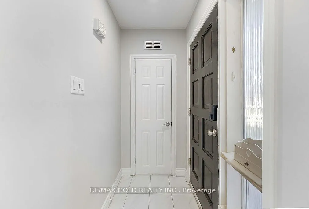 2 bed, $2,200 — Photo 2